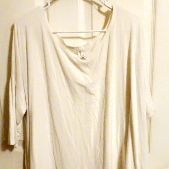 Zenana solid white tunic - Picture 1 of 3